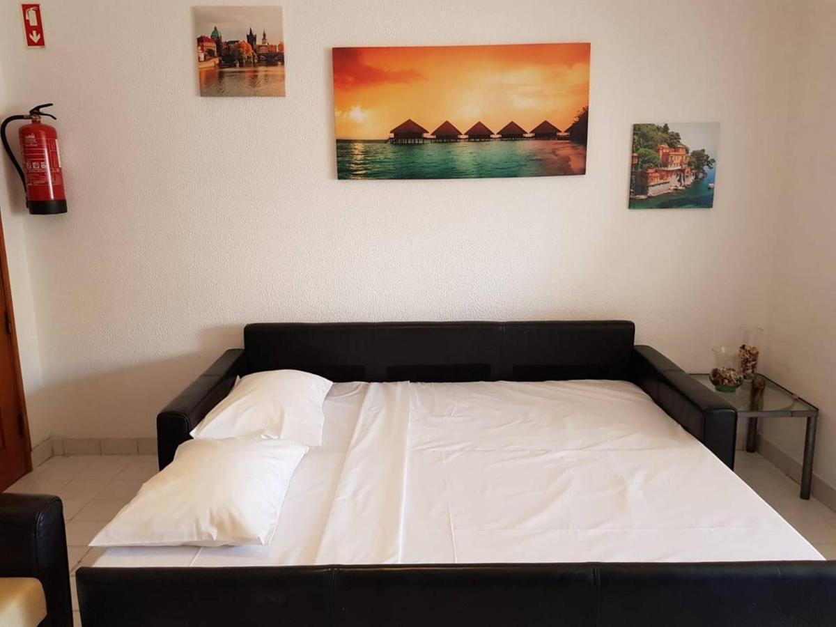 Apartamento T1 Com Piscina, Em Montechoro, Albufeira, Algarve Apartment Ngoại thất bức ảnh